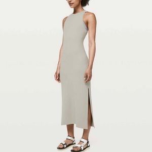 Elegant Sleeveless Gray Dress